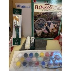 Plaid Carol Smith FolkArt One Stroke Kit Flowers & Vines Book 3 Nylon Brushes
